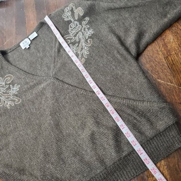 Vintage Brown Western Floral Embroidery Dolman Sleeve Cozy Sweater - Picture 9 of 12
